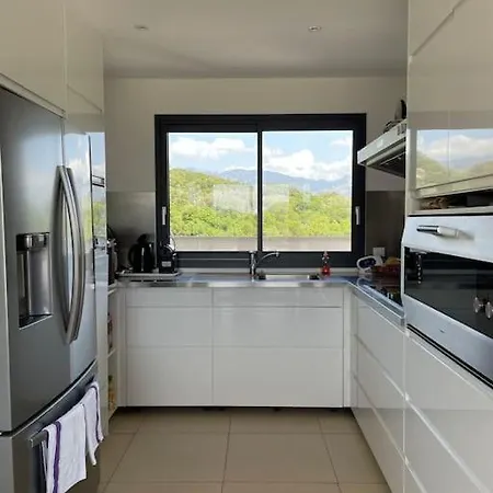 Stella Standing, Vue Panoramique بورتو فيكشْيو