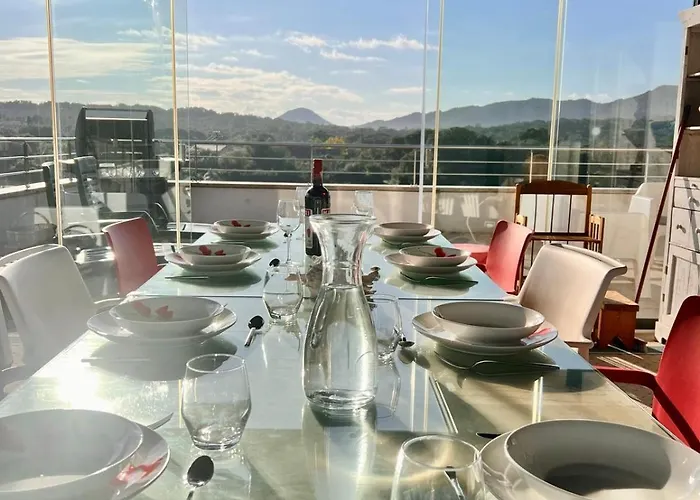 Stella Standing, Vue Panoramique *